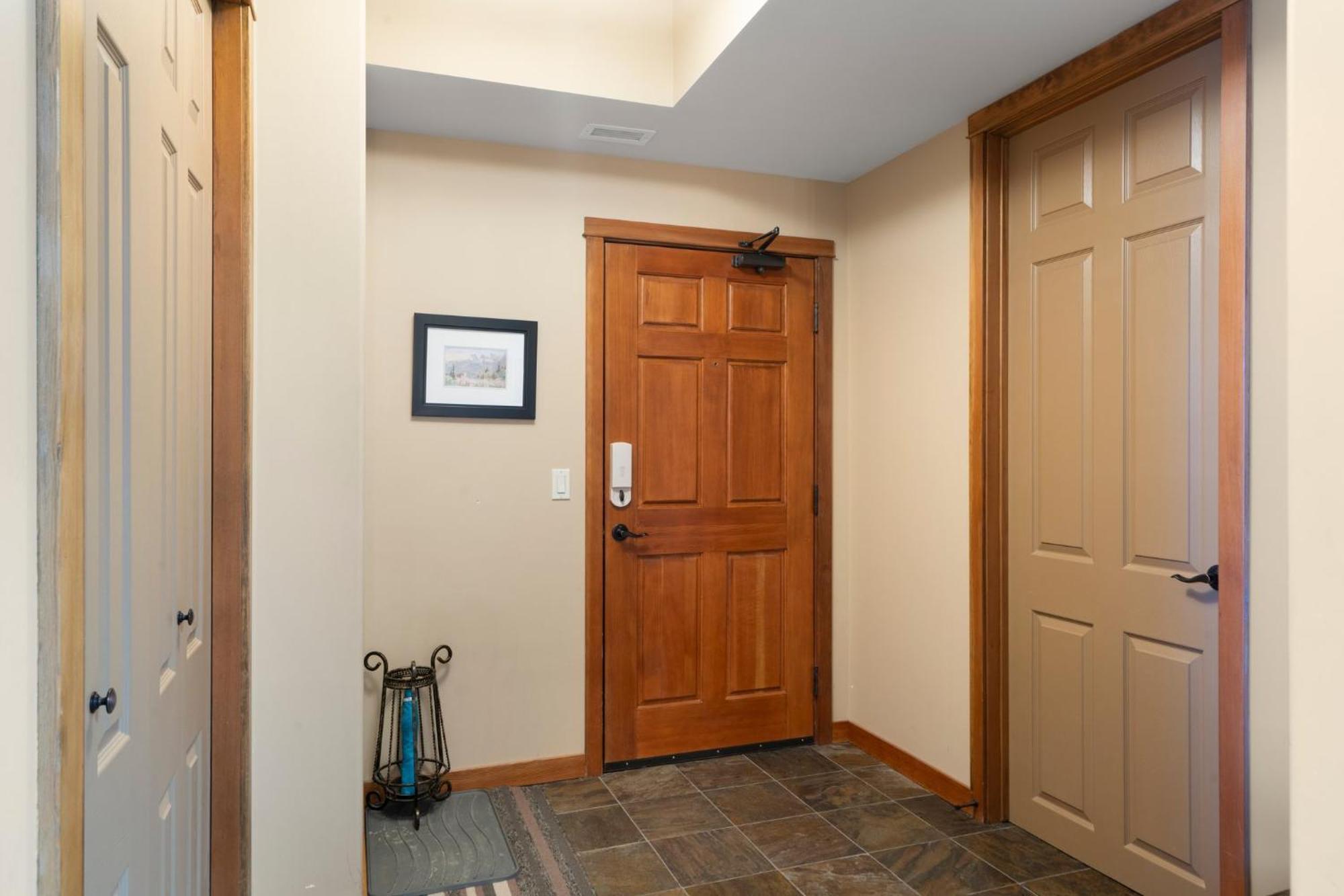 Cascade Penthouse By Canadian Rockies Vacation Rentals Κάνμορ Εξωτερικό φωτογραφία
