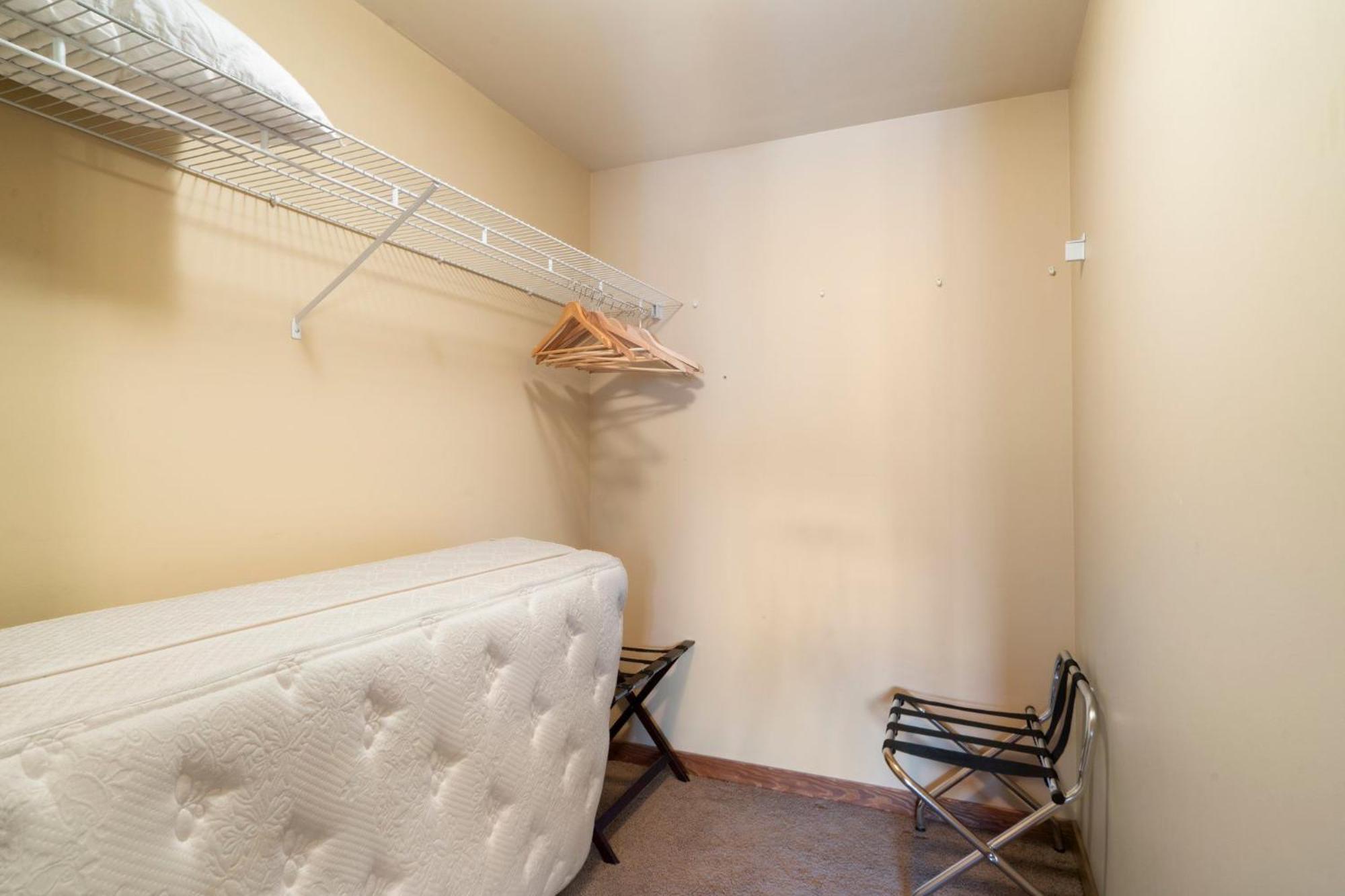 Cascade Penthouse By Canadian Rockies Vacation Rentals Κάνμορ Εξωτερικό φωτογραφία