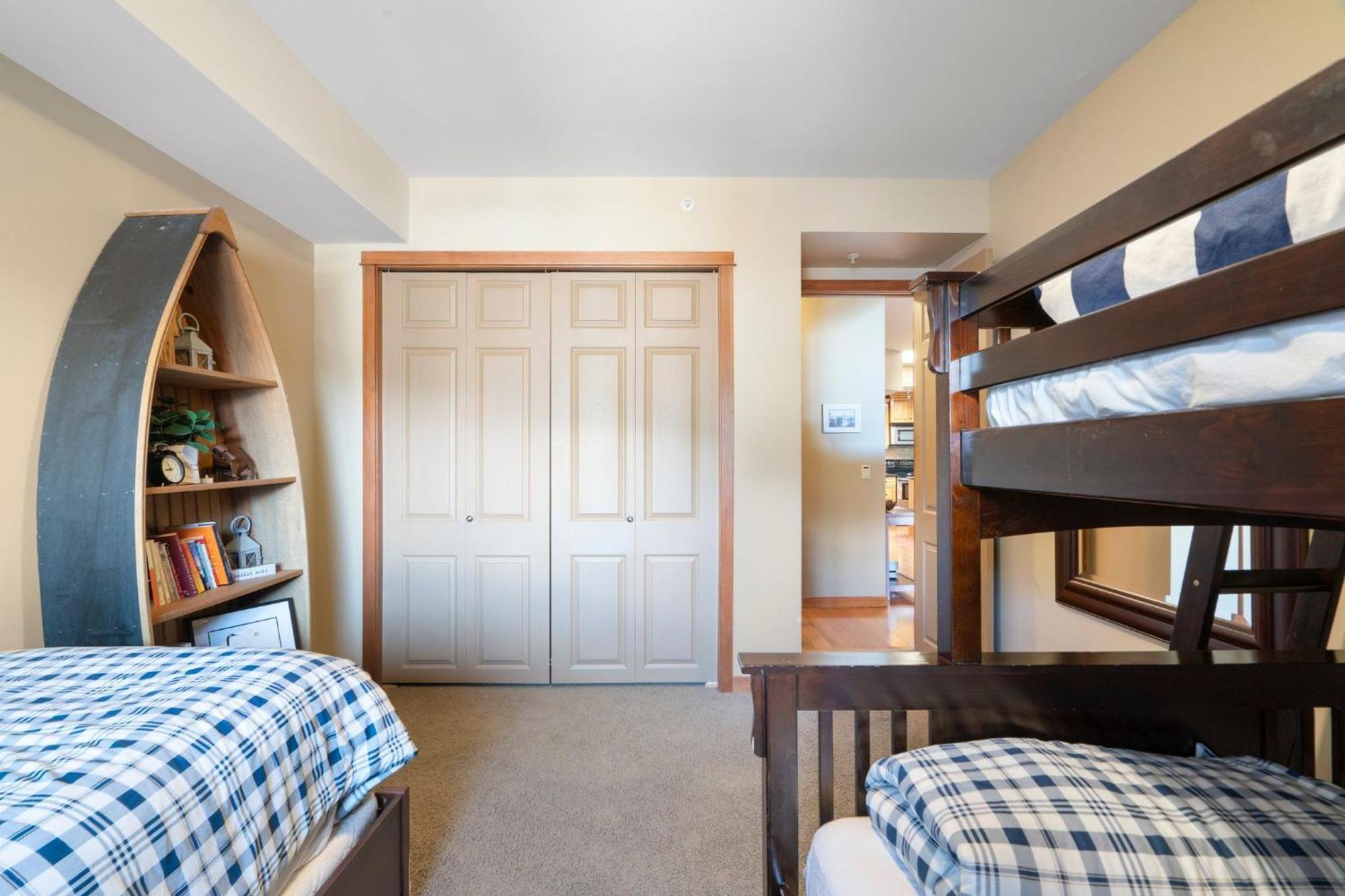Cascade Penthouse By Canadian Rockies Vacation Rentals Κάνμορ Εξωτερικό φωτογραφία